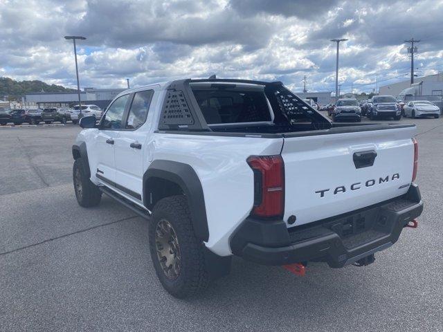 new 2024 Toyota Tacoma Hybrid car