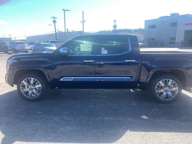 new 2024 Toyota Tundra Hybrid car