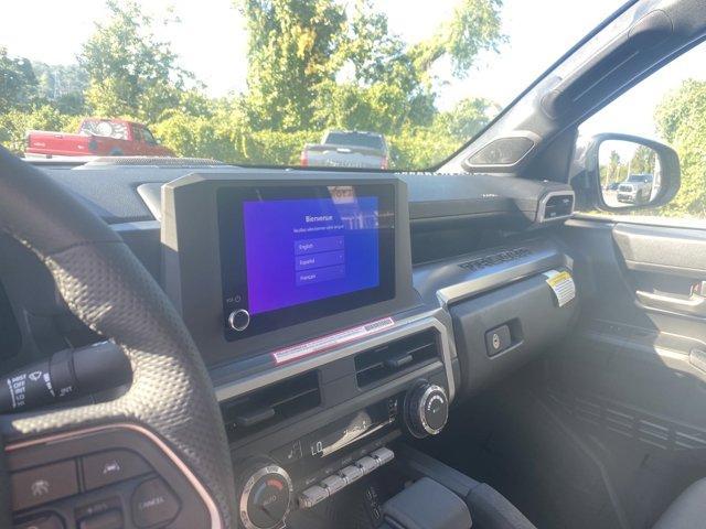 new 2024 Toyota Tacoma Hybrid car