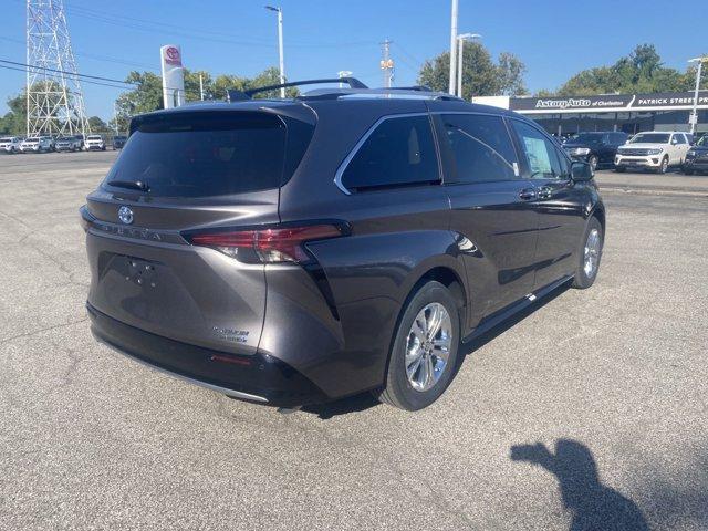 new 2024 Toyota Sienna car