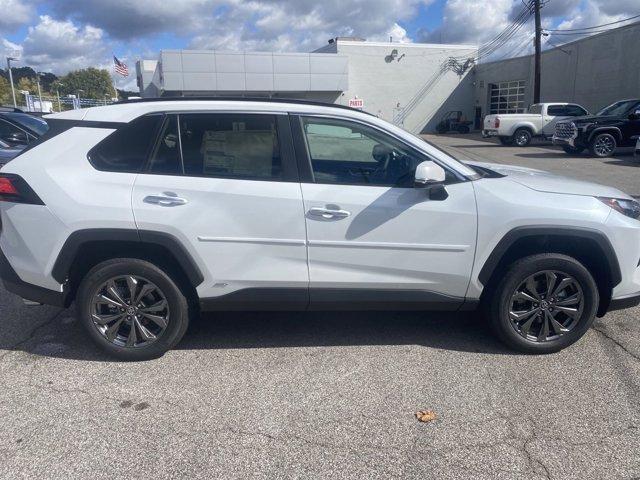 new 2024 Toyota RAV4 Hybrid car