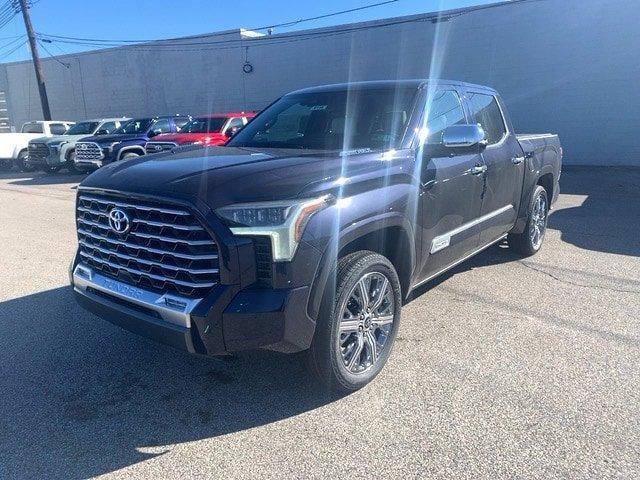 new 2024 Toyota Tundra Hybrid car