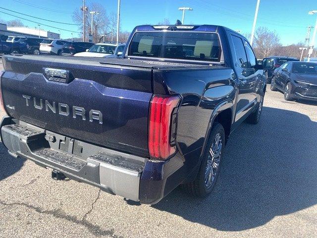 new 2024 Toyota Tundra Hybrid car