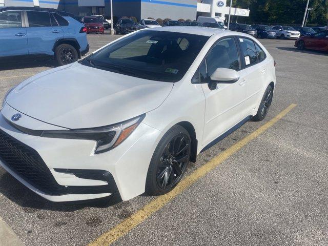 new 2024 Toyota Corolla Hybrid car