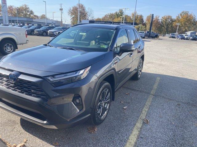 new 2024 Toyota RAV4 Hybrid car