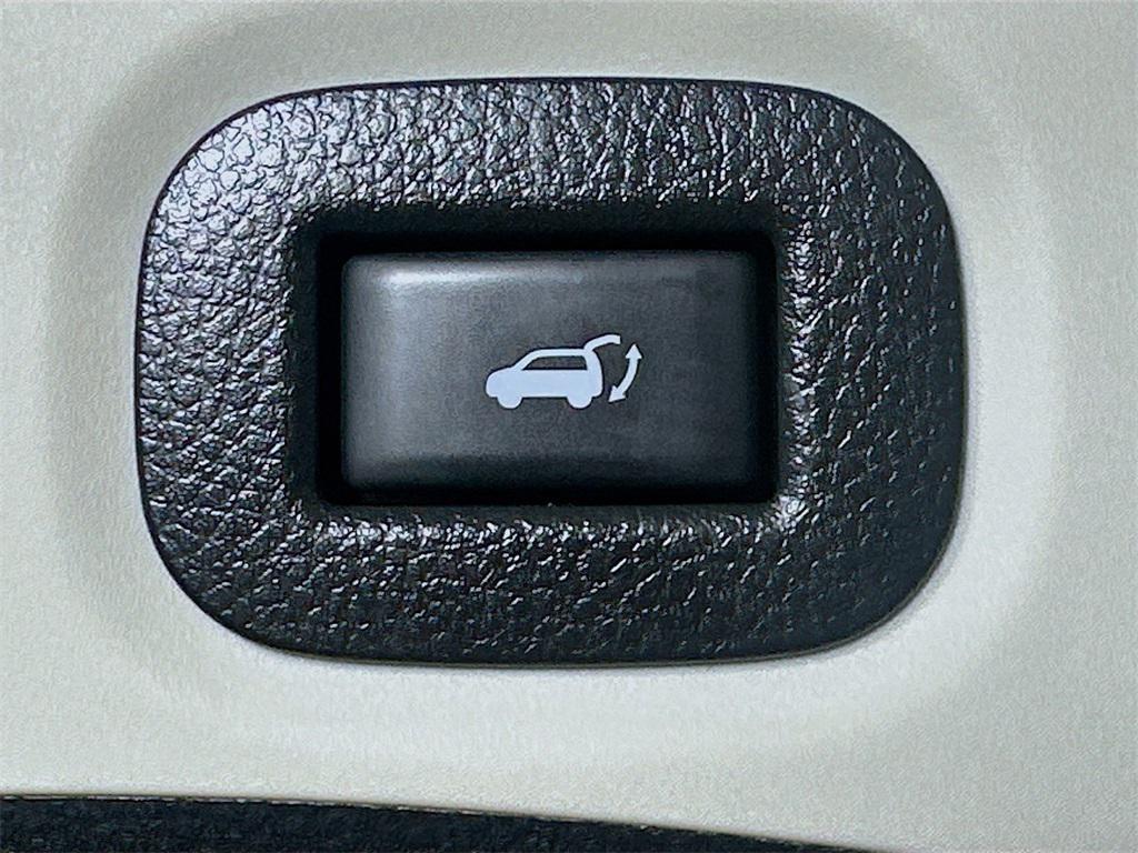 used 2018 Nissan Rogue car, priced at $13,000