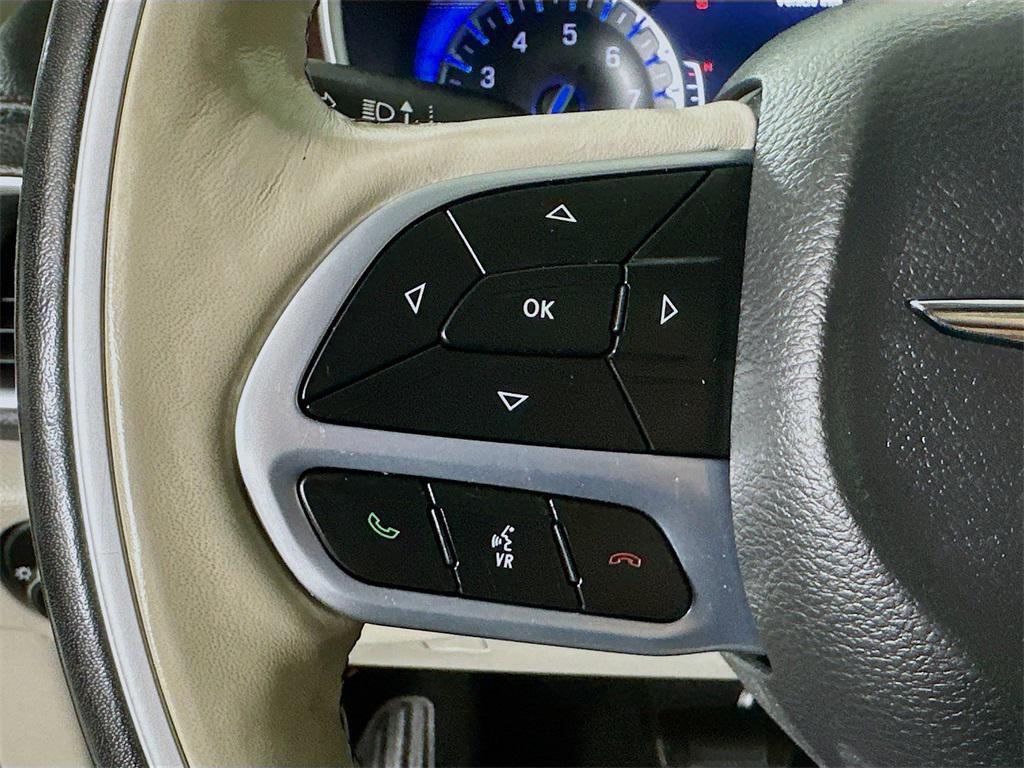 used 2020 Chrysler Pacifica car, priced at $23,499