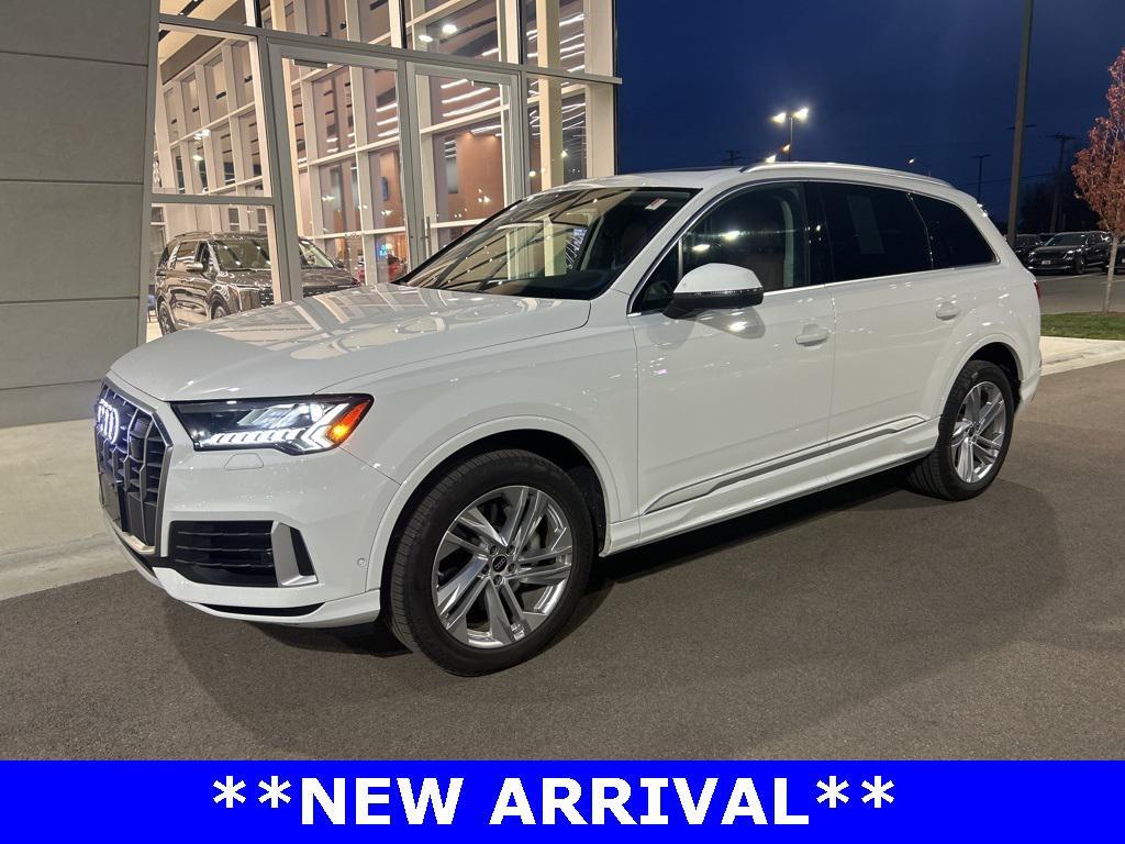 used 2023 Audi Q7 car, priced at $39,995