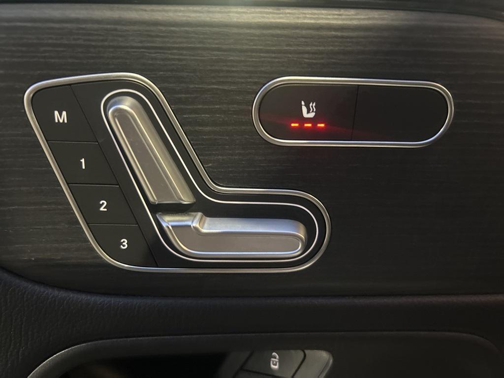 used 2020 Mercedes-Benz GLB 250 car, priced at $16,911