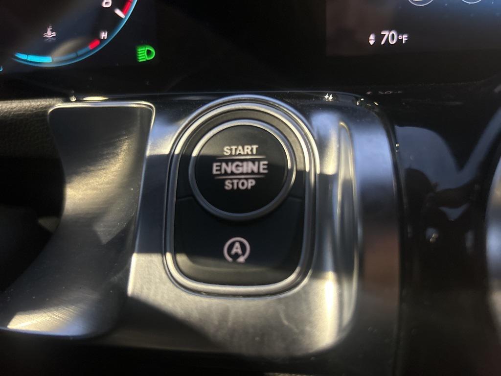 used 2020 Mercedes-Benz GLB 250 car, priced at $16,911