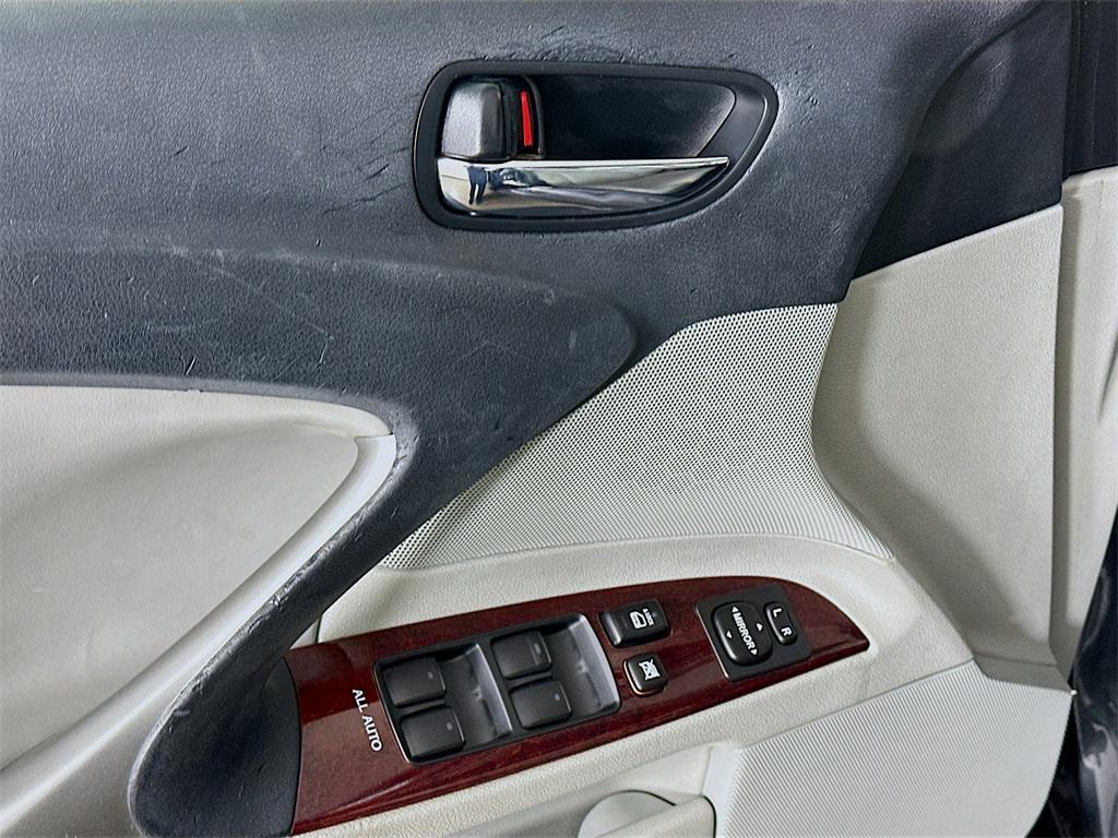 used 2007 Lexus IS 250 car, priced at $12,988