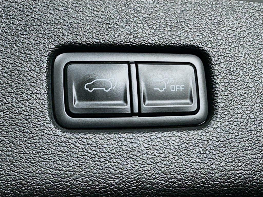 used 2023 Kia Telluride car, priced at $40,395