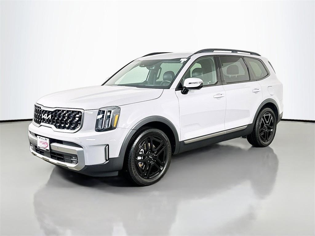used 2023 Kia Telluride car, priced at $40,395