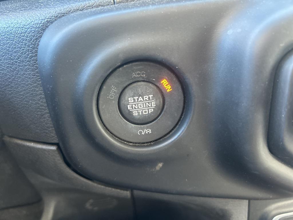 used 2021 Jeep Wrangler Unlimited car, priced at $31,000