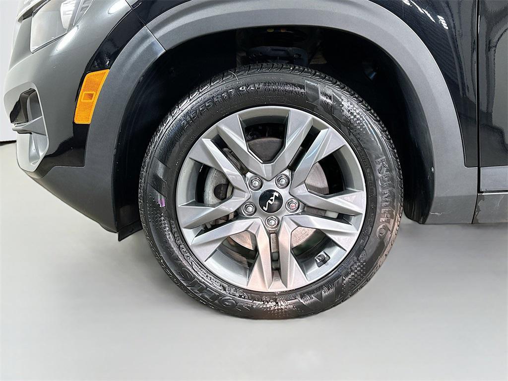 used 2023 Kia Seltos car, priced at $20,550