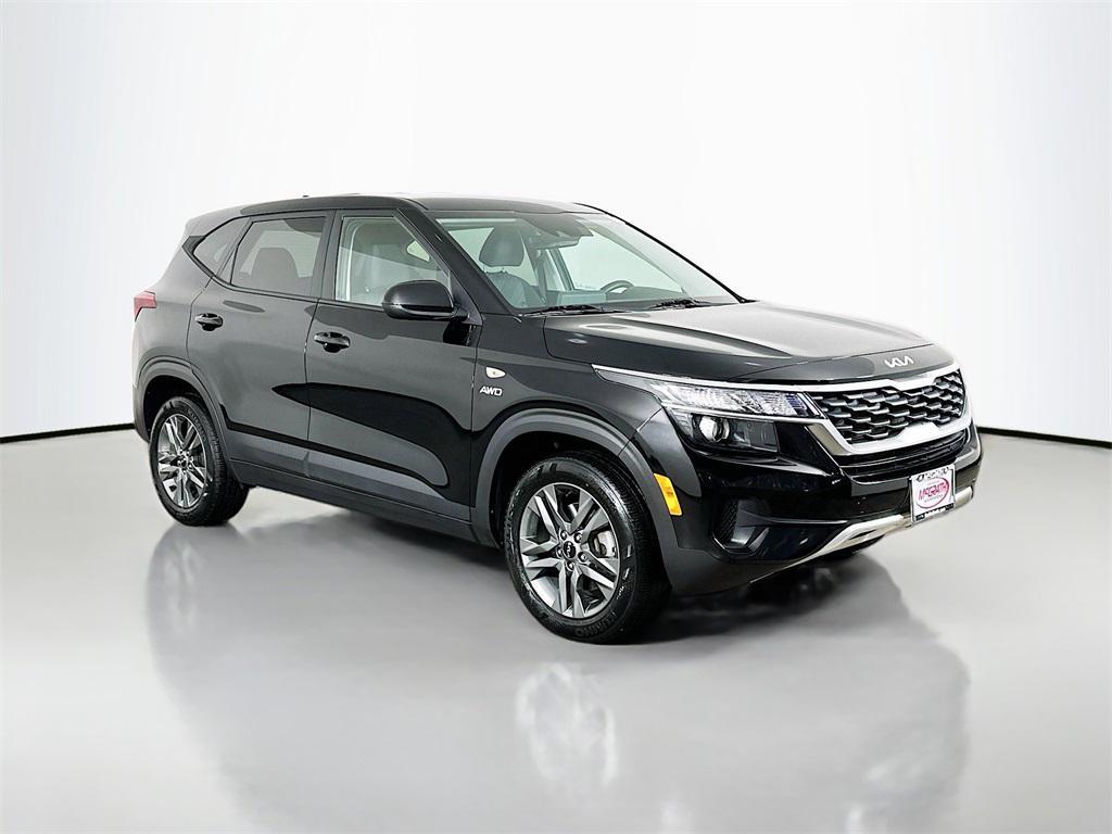 used 2023 Kia Seltos car, priced at $20,550