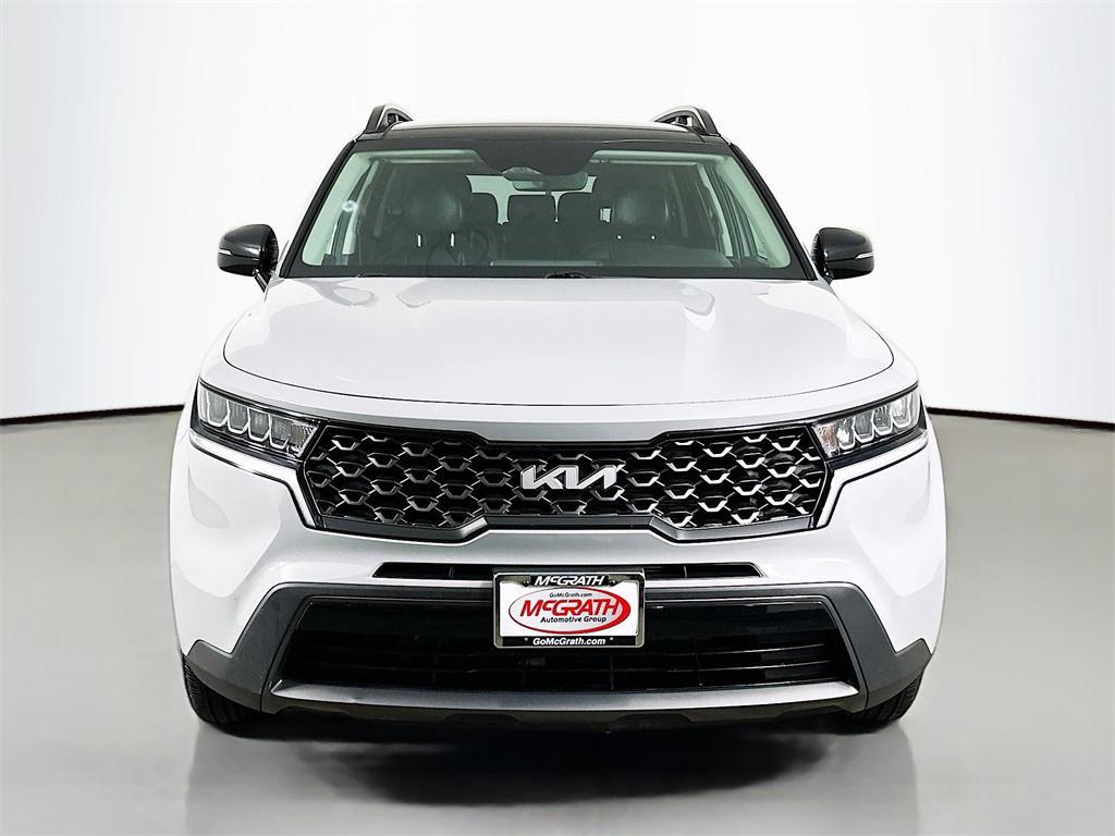 used 2022 Kia Sorento car, priced at $22,998