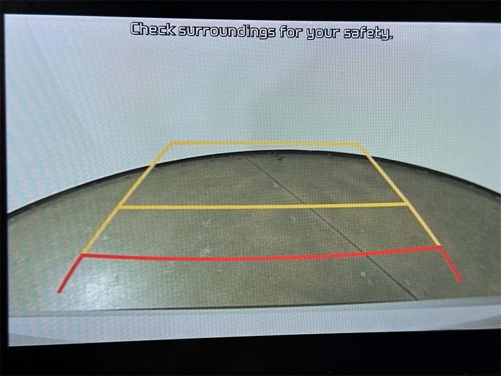 used 2022 Kia Sorento car, priced at $22,998