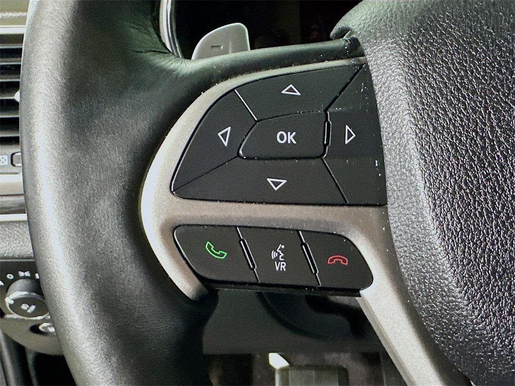 used 2017 Jeep Grand Cherokee car, priced at $18,995