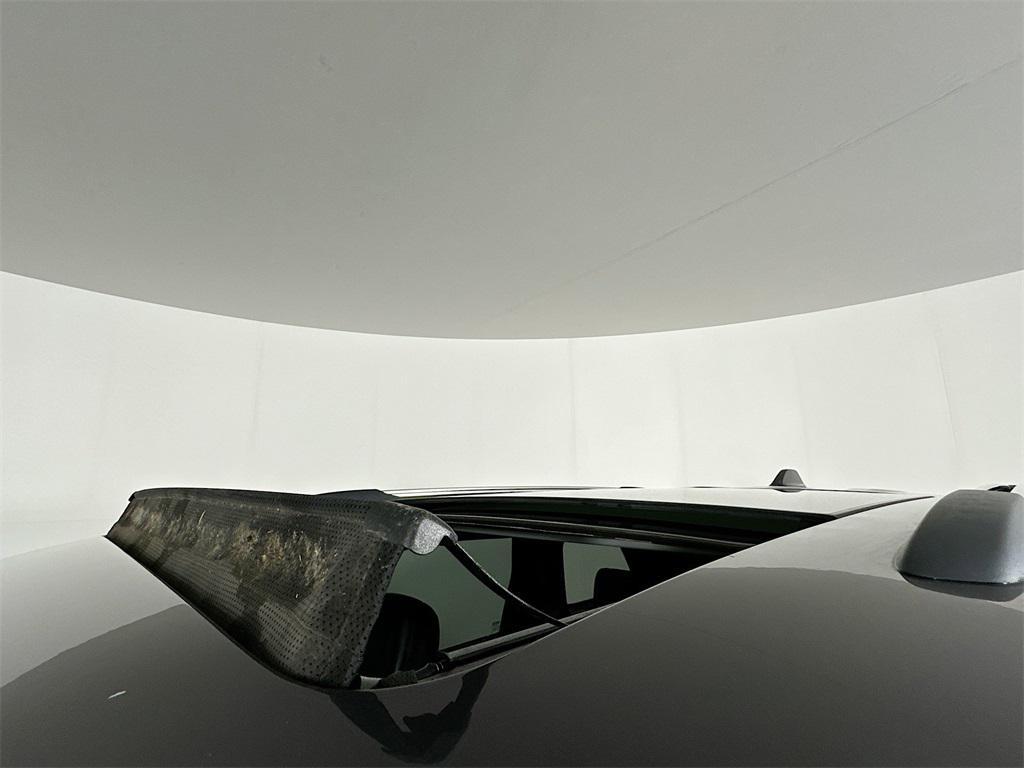 used 2017 Jeep Grand Cherokee car, priced at $18,995