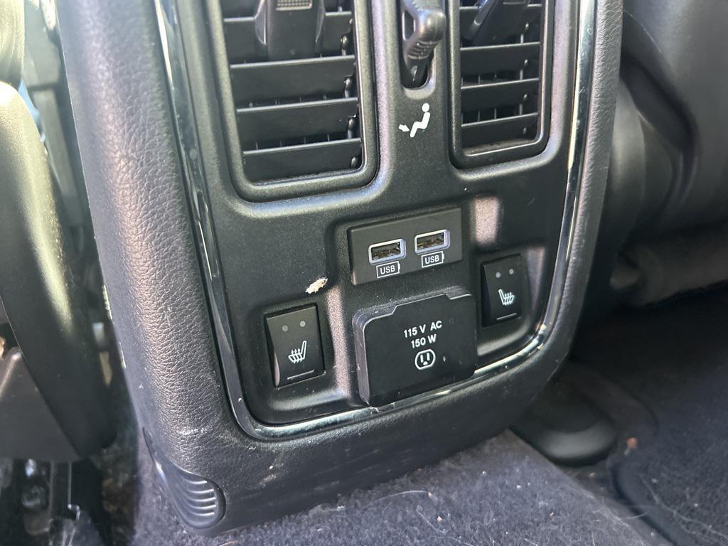 used 2017 Jeep Grand Cherokee car, priced at $19,199