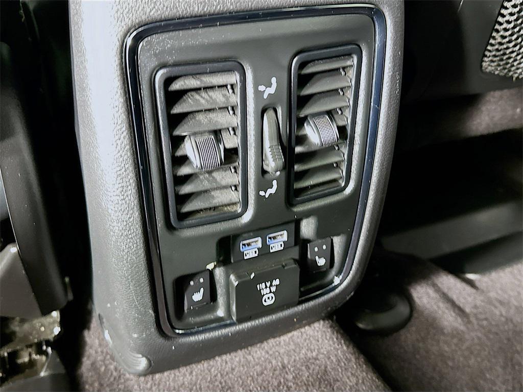 used 2017 Jeep Grand Cherokee car, priced at $18,995