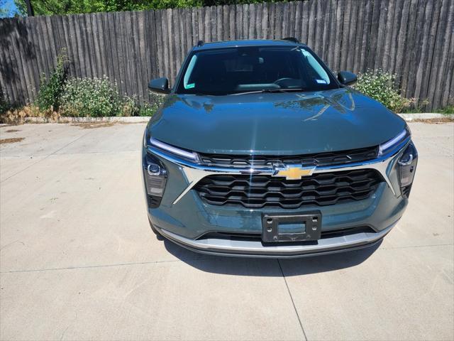 used 2025 Chevrolet Trax car, priced at $24,989