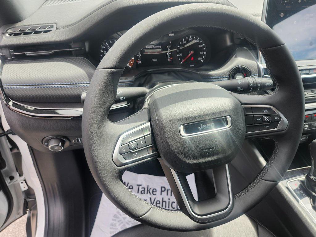 new 2025 Jeep Compass car, priced at $27,935