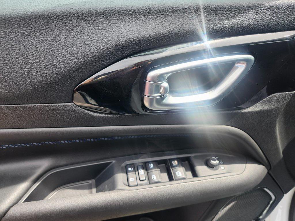 new 2025 Jeep Compass car, priced at $27,935