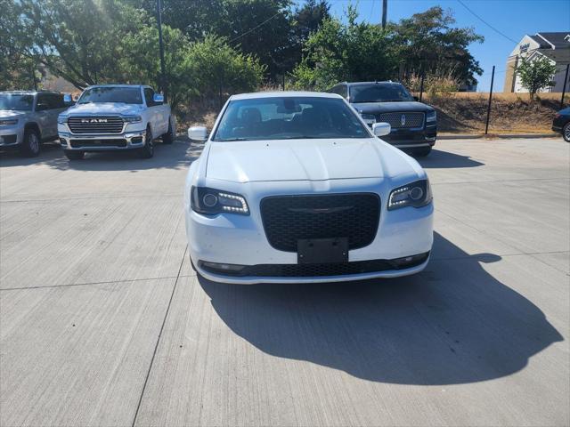 used 2022 Chrysler 300 car, priced at $26,900