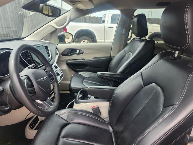 used 2023 Chrysler Pacifica car, priced at $23,958