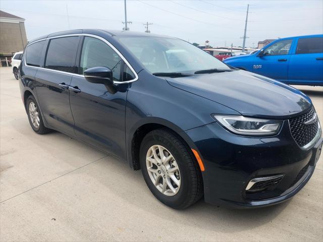 used 2023 Chrysler Pacifica car, priced at $23,958