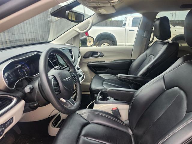 used 2023 Chrysler Pacifica car, priced at $23,958