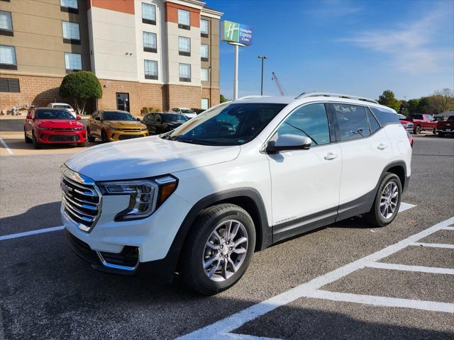 used 2024 GMC Terrain car, priced at $27,887