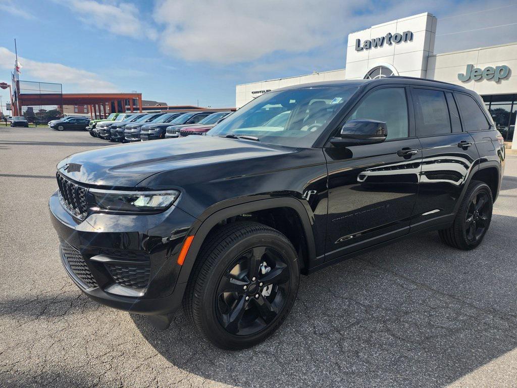 new 2025 Jeep Grand Cherokee car, priced at $37,495