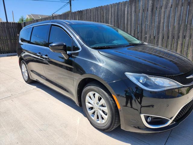 used 2023 Chrysler Voyager car