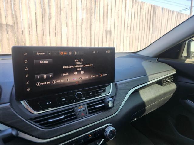 used 2023 Nissan Altima car, priced at $21,406