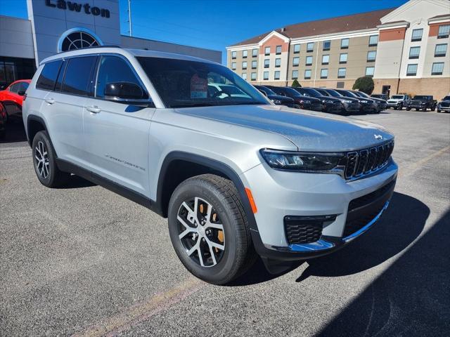 new 2025 Jeep Grand Cherokee L car, priced at $43,495