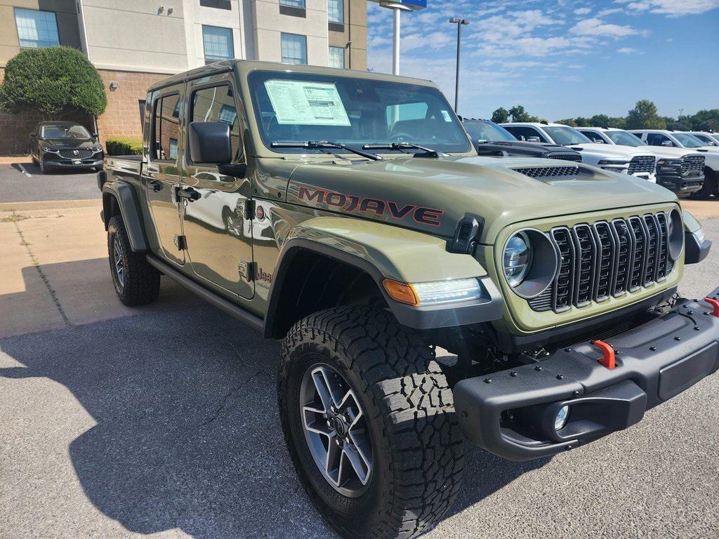 new 2025 Jeep Gladiator car, priced at $55,995
