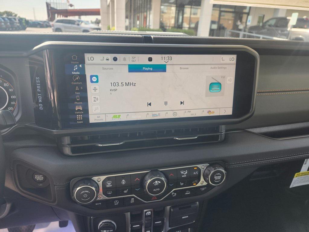 new 2025 Jeep Gladiator car, priced at $55,995