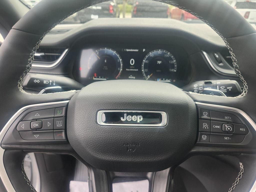 new 2025 Jeep Grand Cherokee L car, priced at $40,550
