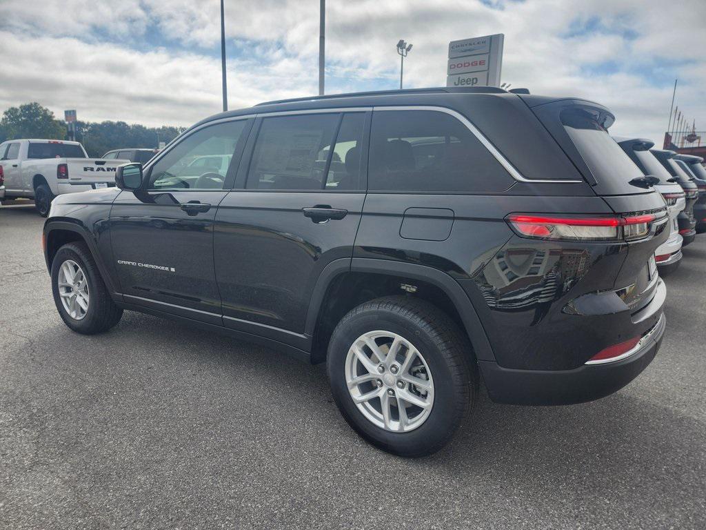 new 2025 Jeep Grand Cherokee car, priced at $41,995