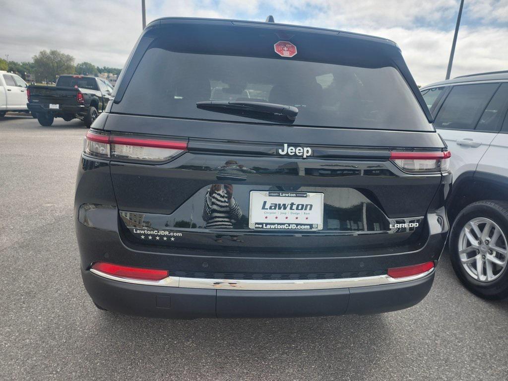 new 2025 Jeep Grand Cherokee car, priced at $41,995