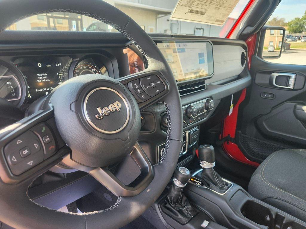 new 2025 Jeep Gladiator car, priced at $45,995