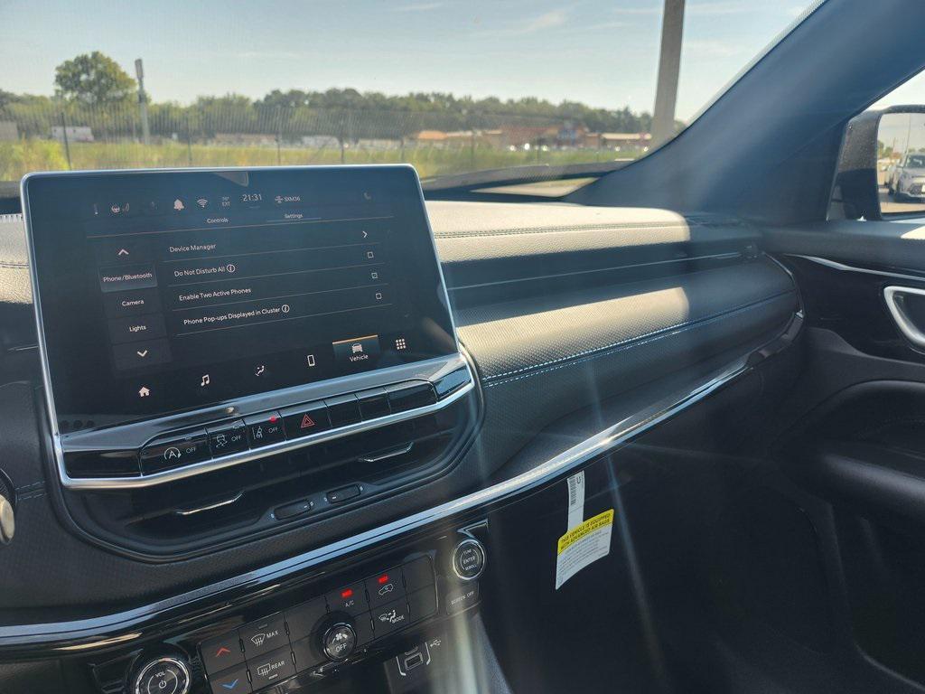 new 2026 Jeep Compass car, priced at $32,308