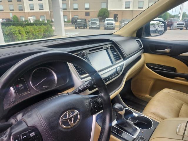 used 2017 Toyota Highlander car, priced at $20,702