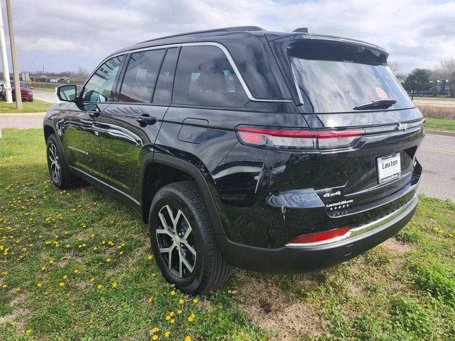 new 2024 Jeep Grand Cherokee car, priced at $46,495