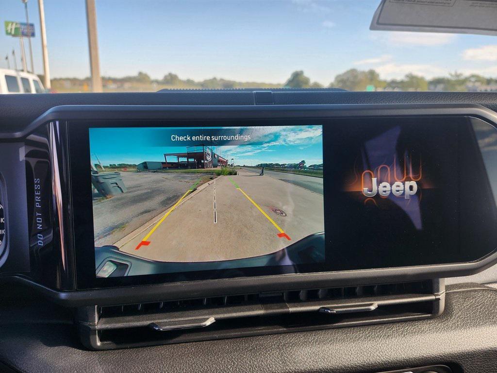 new 2025 Jeep Gladiator car, priced at $44,995