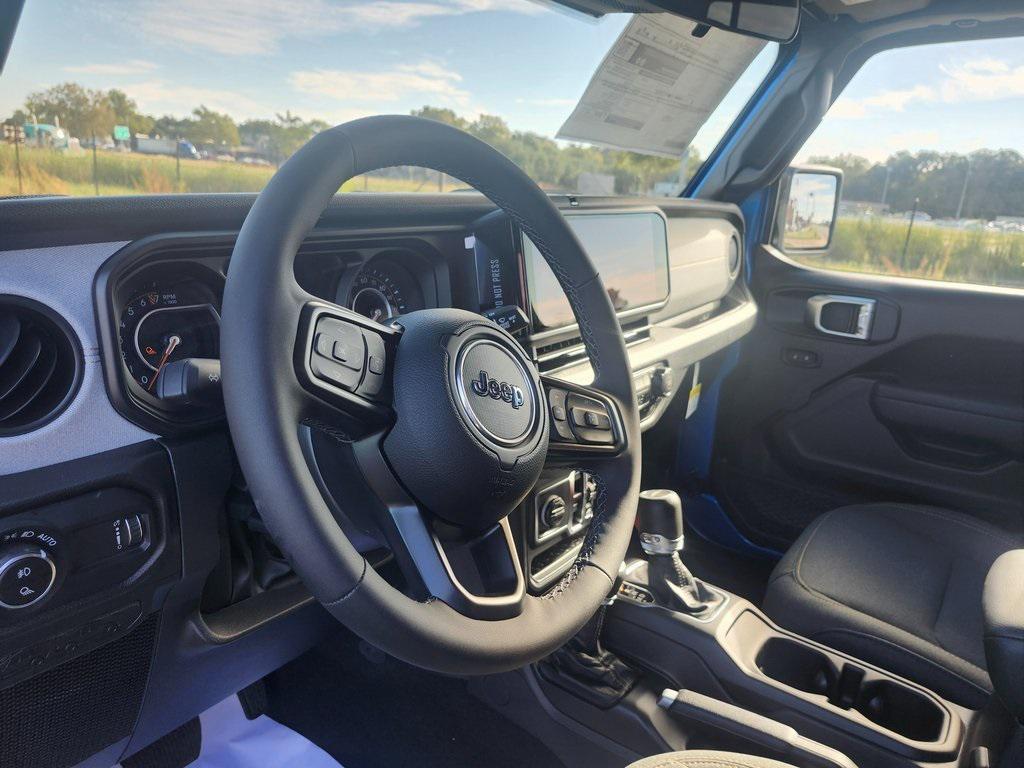 new 2025 Jeep Gladiator car, priced at $44,995