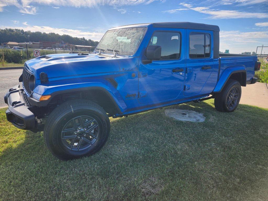 new 2025 Jeep Gladiator car, priced at $44,995